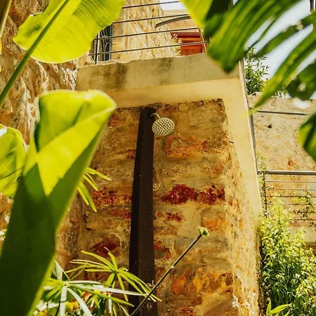 Ultava Koru בית אירוח *